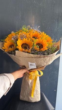 Sunshine Bouquet – Günebakan Ayçiçeği Buketi