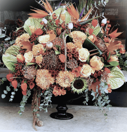 Autumn Prestige Arrangement – Sonbahar Lüks Çiçek Tasarımı